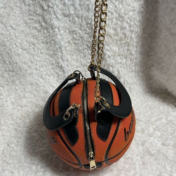 Pixar basketball shape Pu leather handbag with detachable crossbody strap - Picture 6 of 10